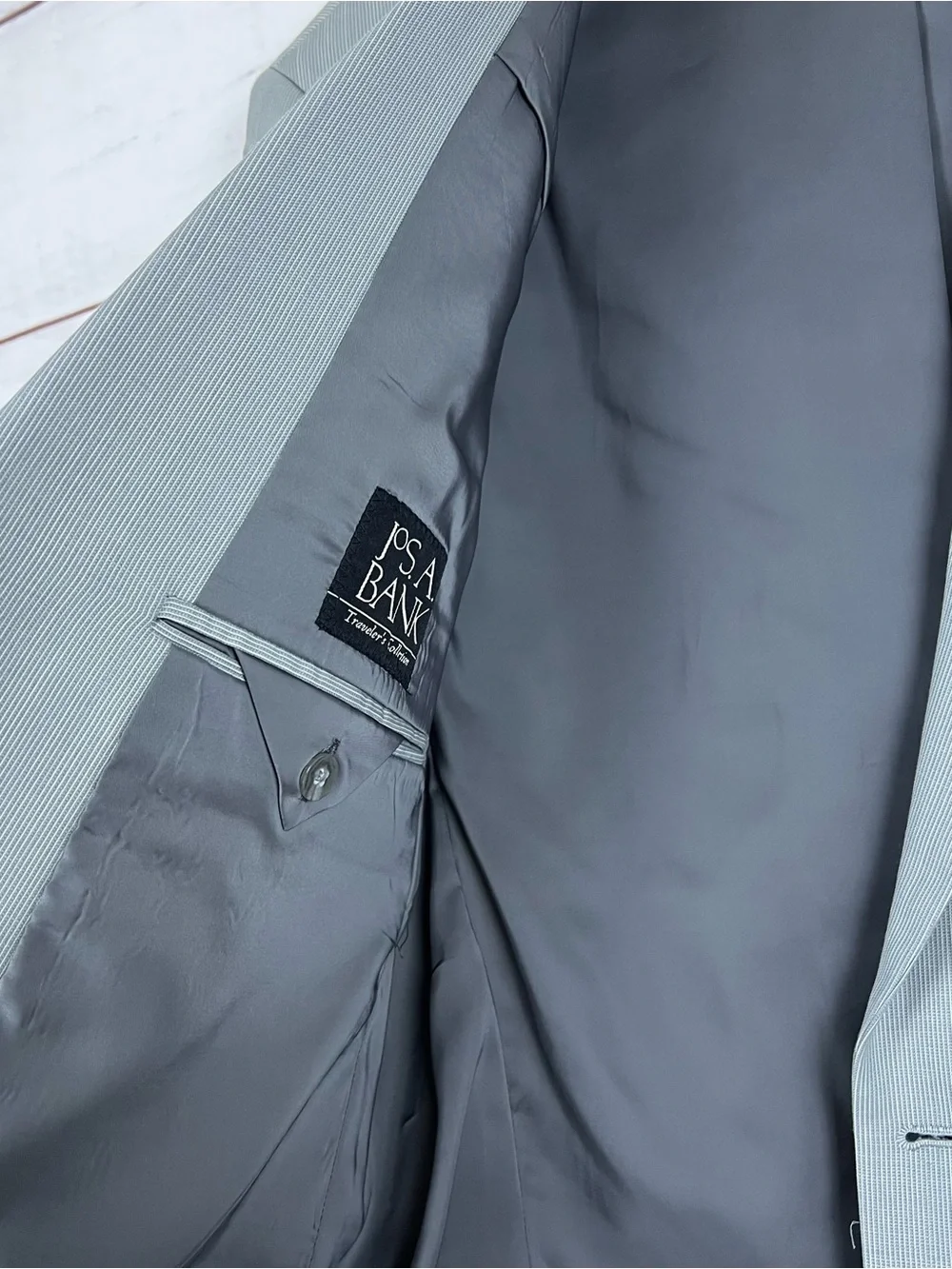 Jos A Bank Blazer Traveler Collection Men’s 41L Grey 100% Wool Tailored Fit